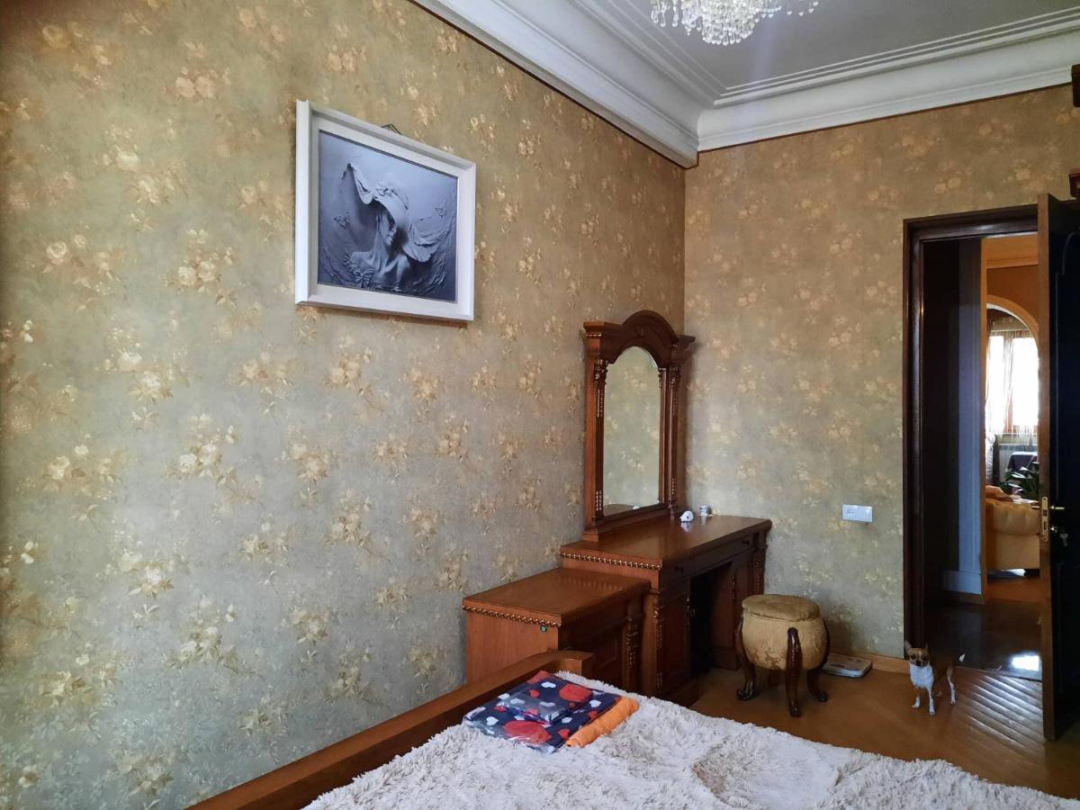 Tbilisi Philharmonia Apartment المظهر الخارجي الصورة
