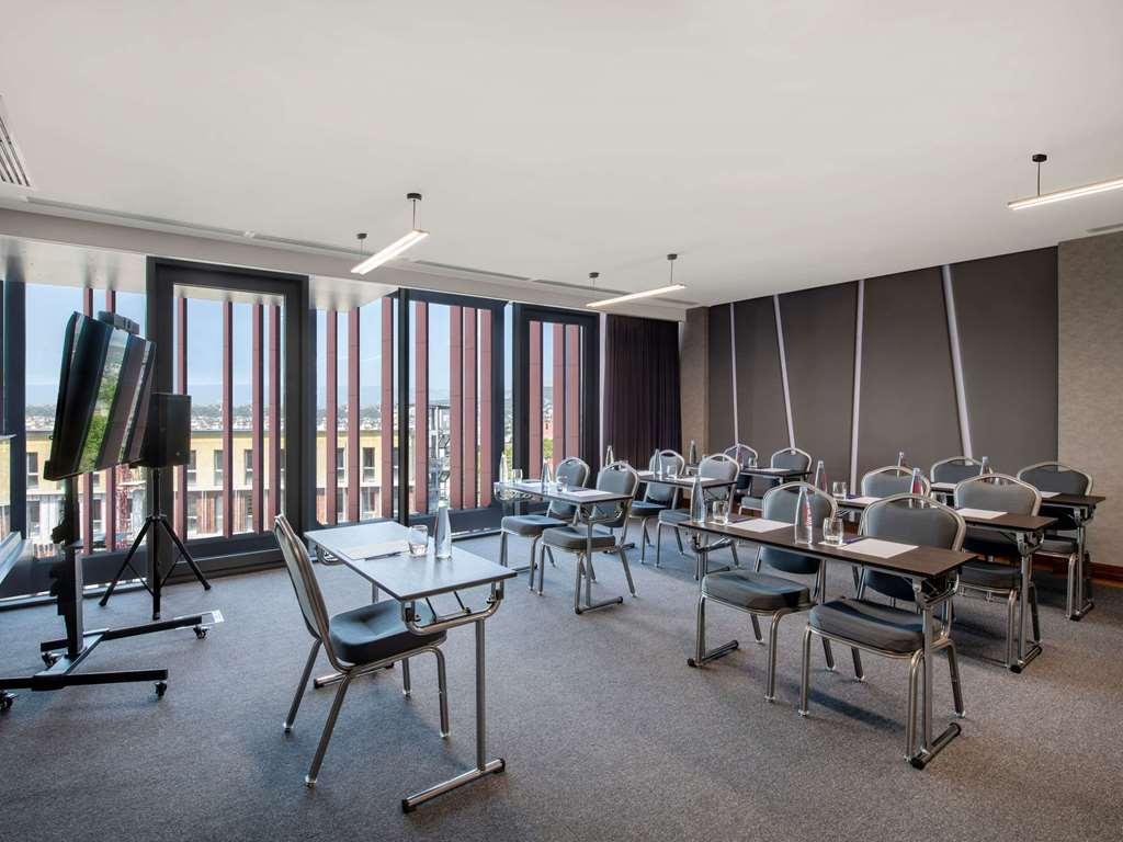 Tbilisi Philharmonia Apartment المرافق الصورة