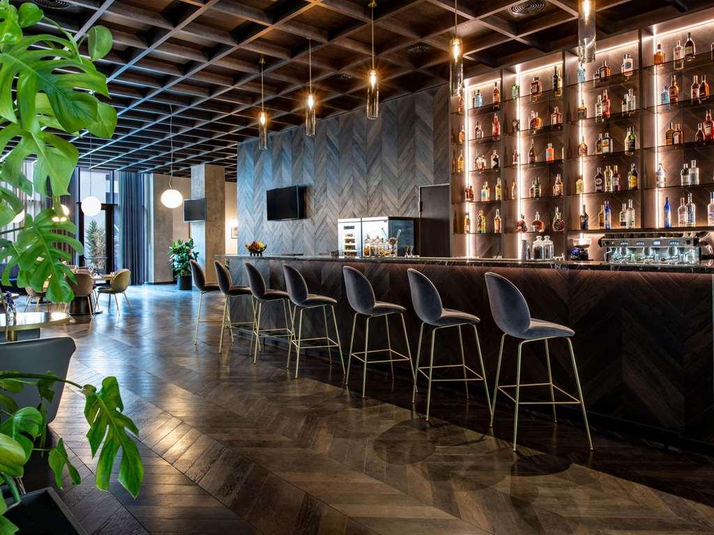 Tbilisi Philharmonia Apartment المطعم الصورة